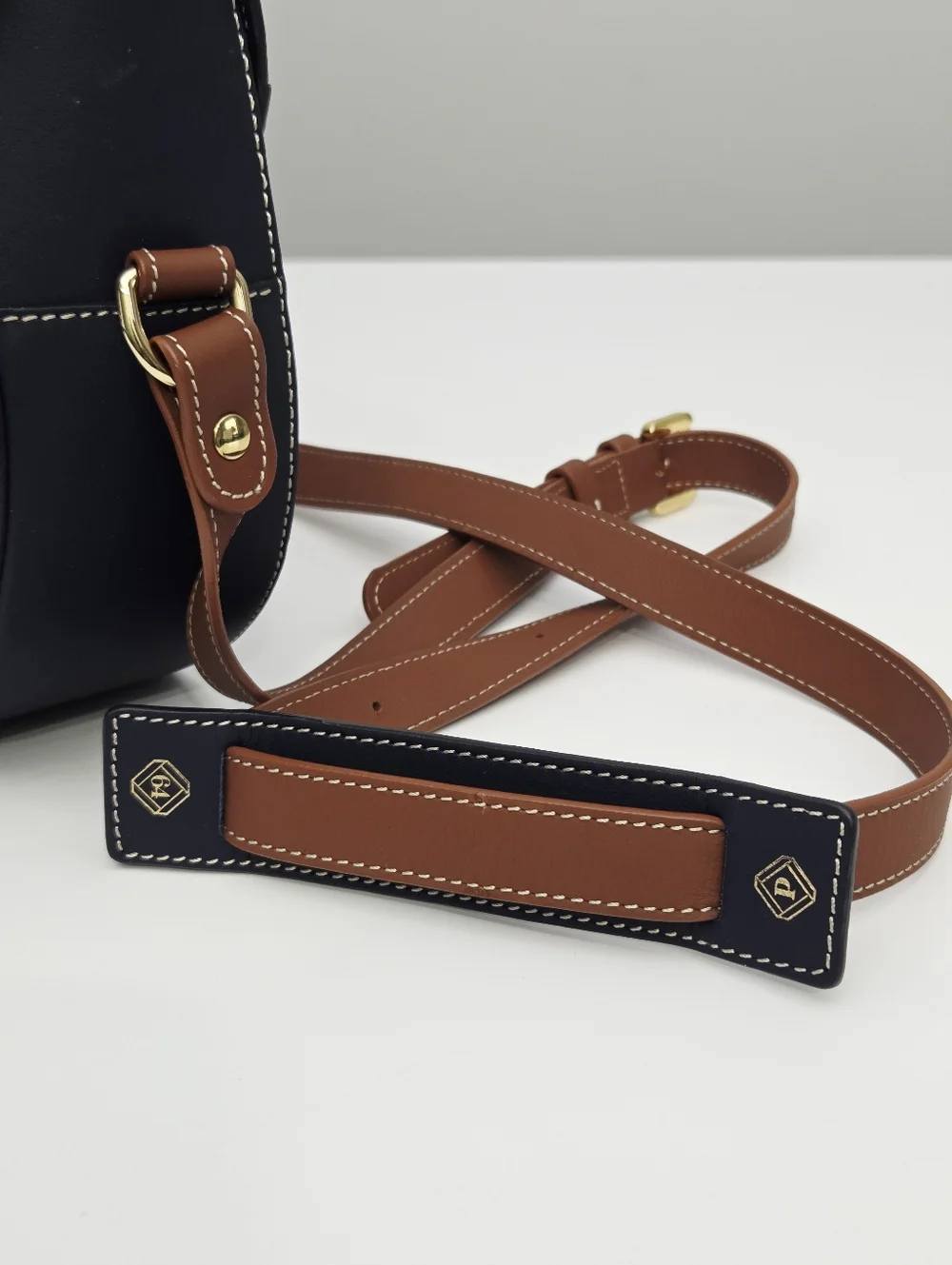 PARIS/64 WINDSOR BAG - NAVY / TAN
